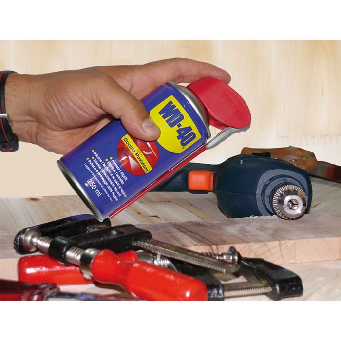 WD-40 Multifunzione doppia posizione uso attrezzi manuali